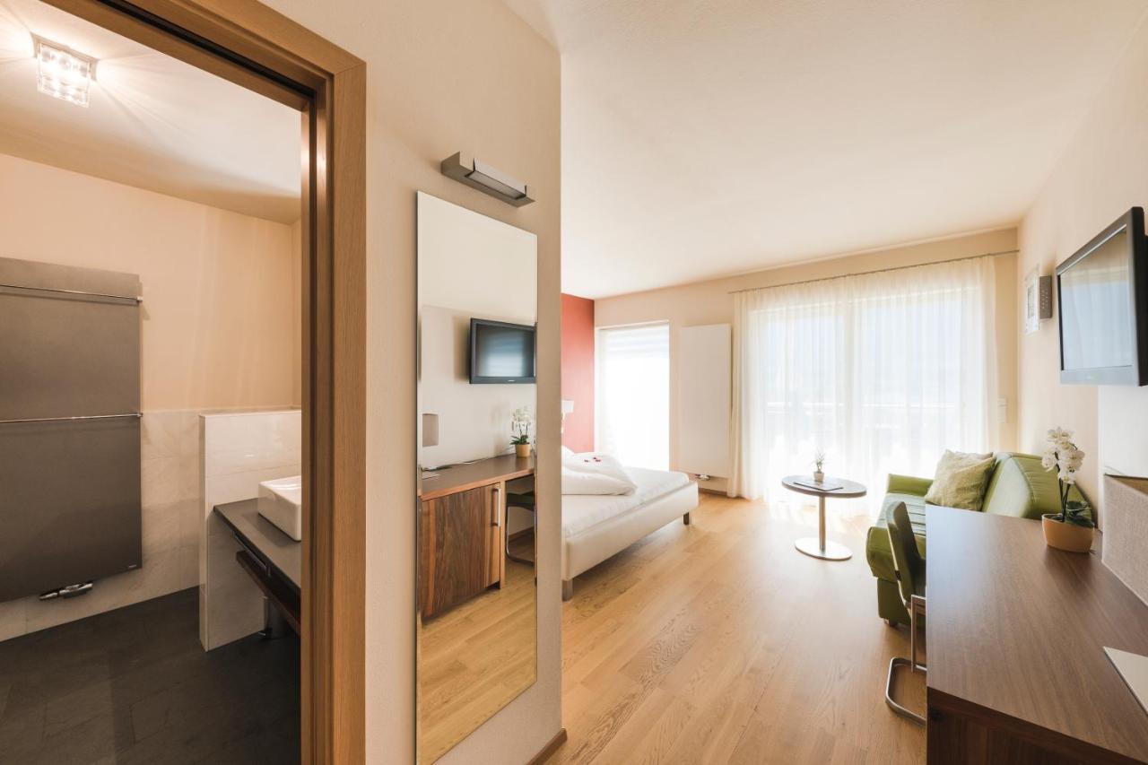 Hotel Residence Pernhof Термено Екстер'єр фото