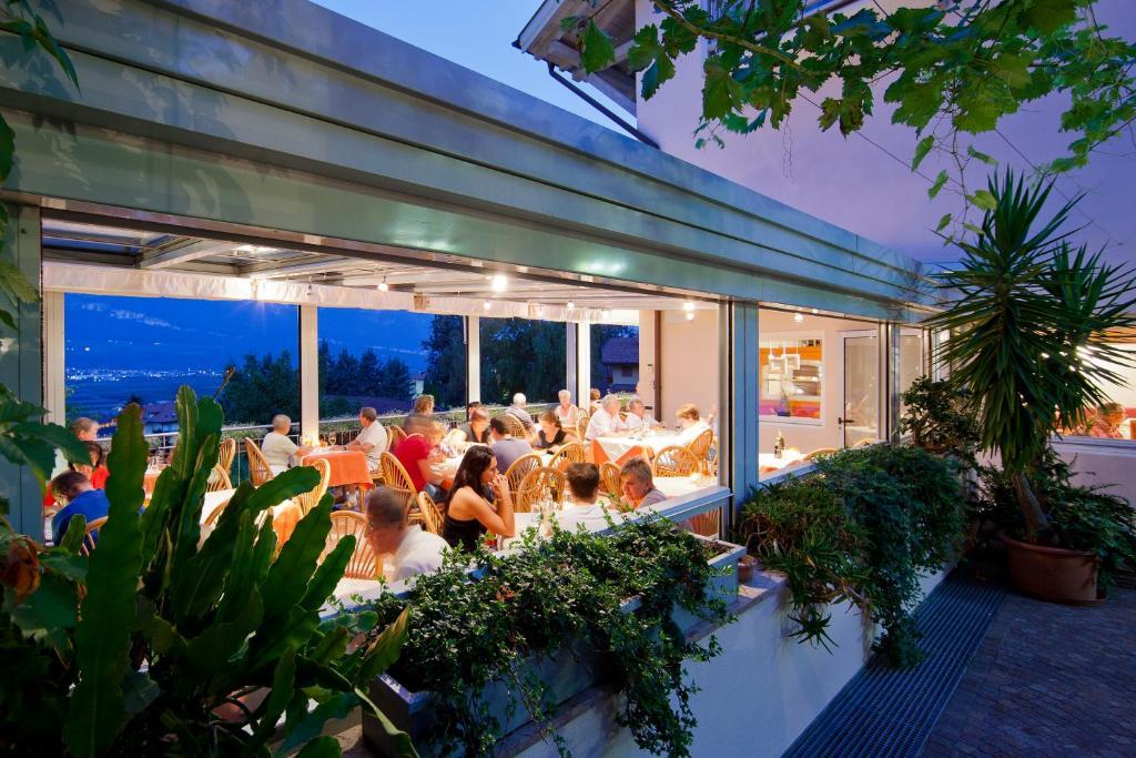 Hotel Residence Pernhof Термено Екстер'єр фото